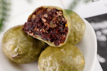 坚果粘豆包