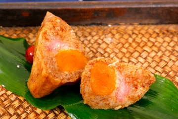 蛋黄肉粽