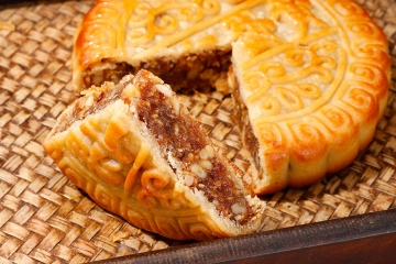 山西果仁蛋黄月饼350g