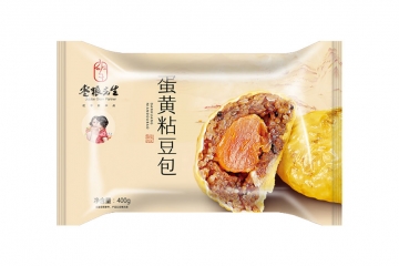 蛋黄粘豆包