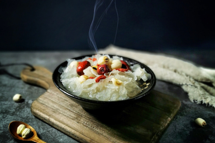 1582352743993989.jpg 红枣银耳汤1.jpg